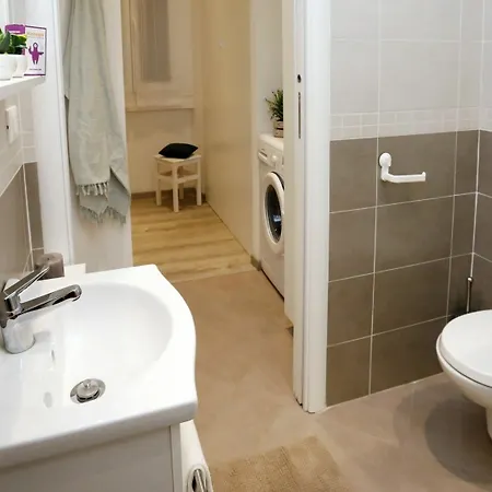 Hintown Casa Tiziana Milano